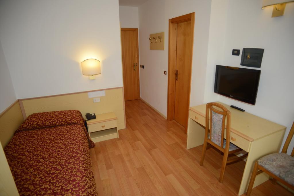 Hotel Canada Андало Номер фото